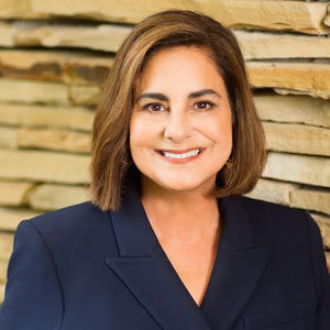 Meet your Posher, Stacy